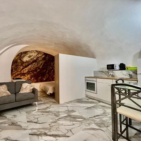 Cave House Apartment Menton Luaran gambar